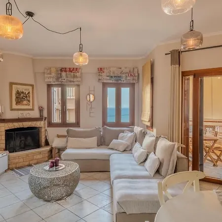 Solthira 3br Haven In 5' To Kyparissia