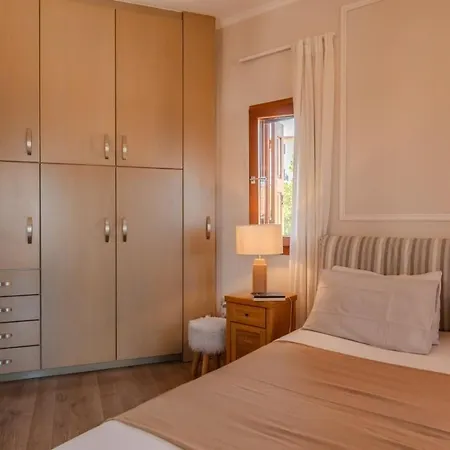 Solthira 3br Haven In 5' To Tatil Evi Kyparissia